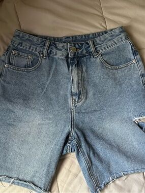 Women’s Blue Denim Jeans Shorts with slit